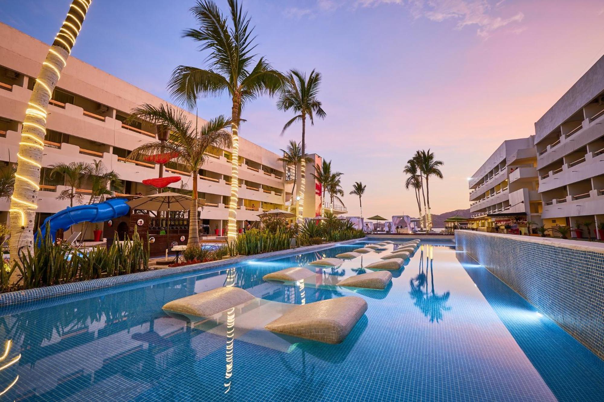 Hotel Emporio Mazatlán Exterior foto